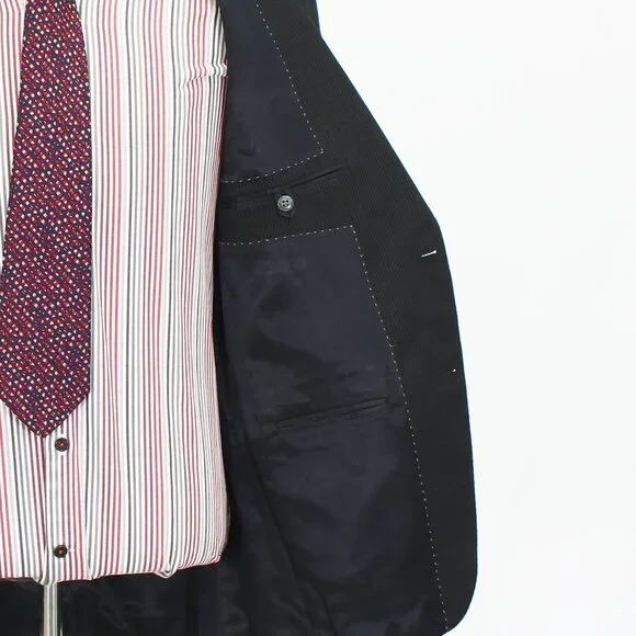 Kenneth Cole 40R 34x28 Black Striped 2-Button Suit R807